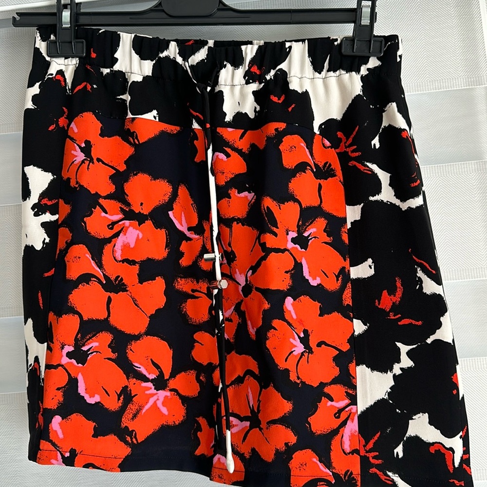 A.L.C. Hawaiian 🌺 flower print skirt, size 2